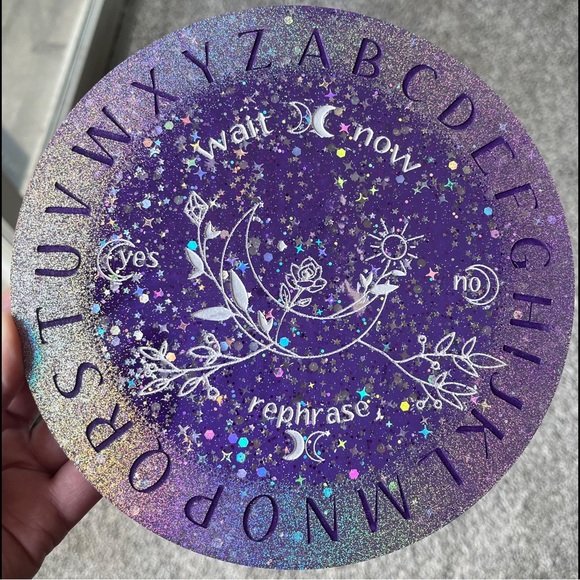 Handmade Pendulum/Spirit Board - Picture 5 of 6